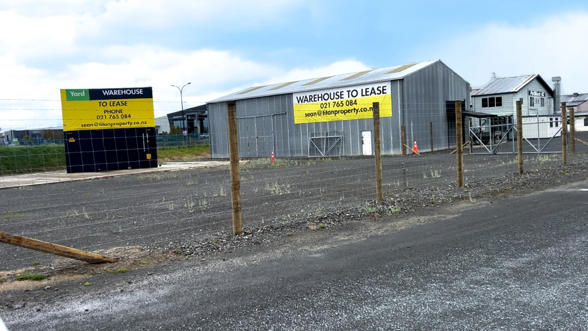 Lease Real Estate Hamilton - Warehouse Property